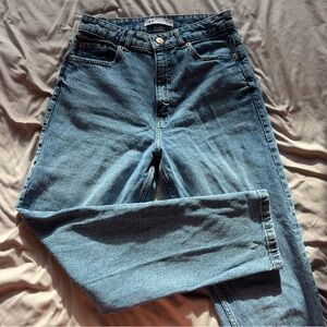 Zara Straight-Leg Denim Jeans - Mid Wash
